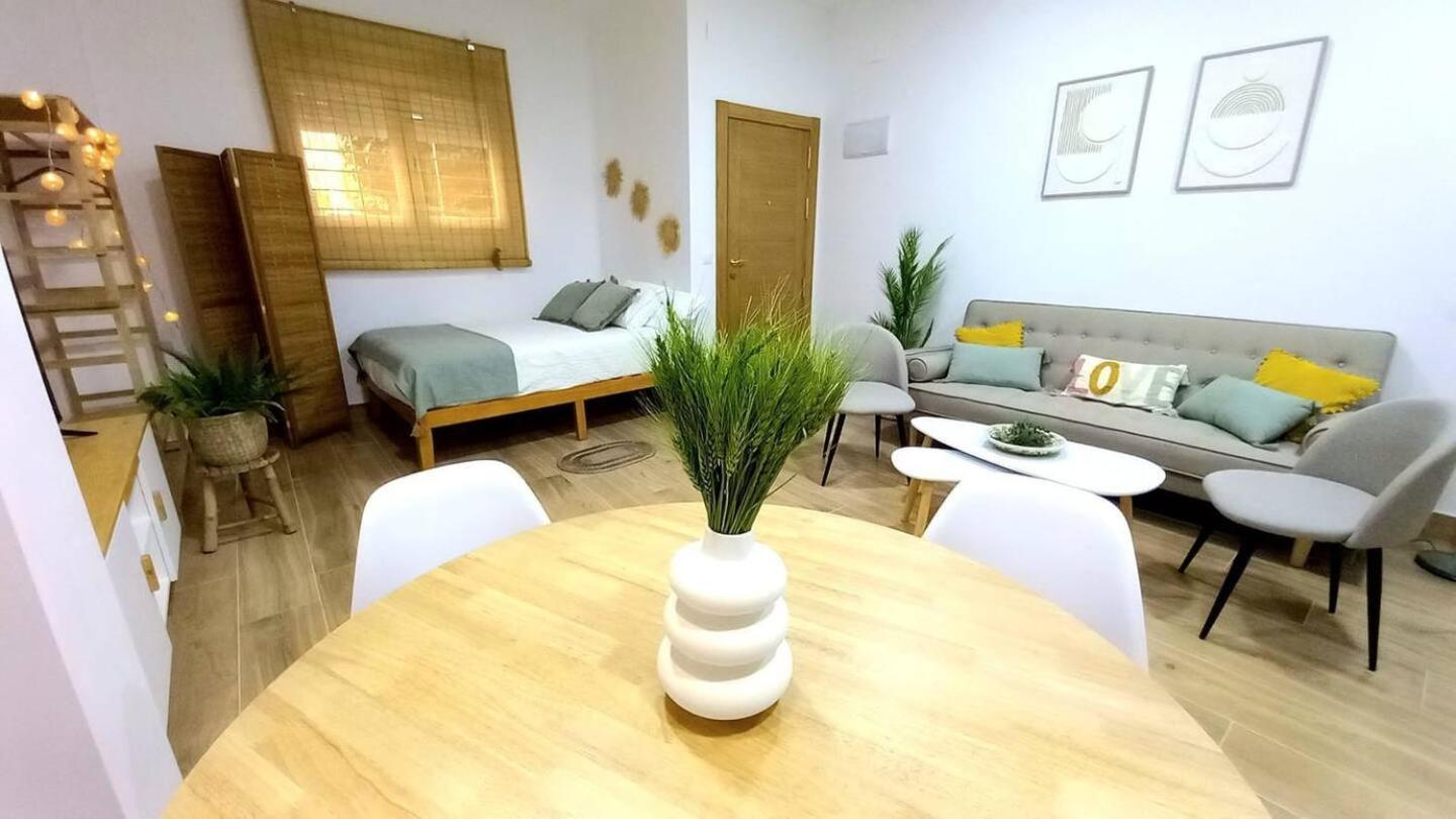 Coffee & Calm Triana Apartment Sevilla Exterior foto