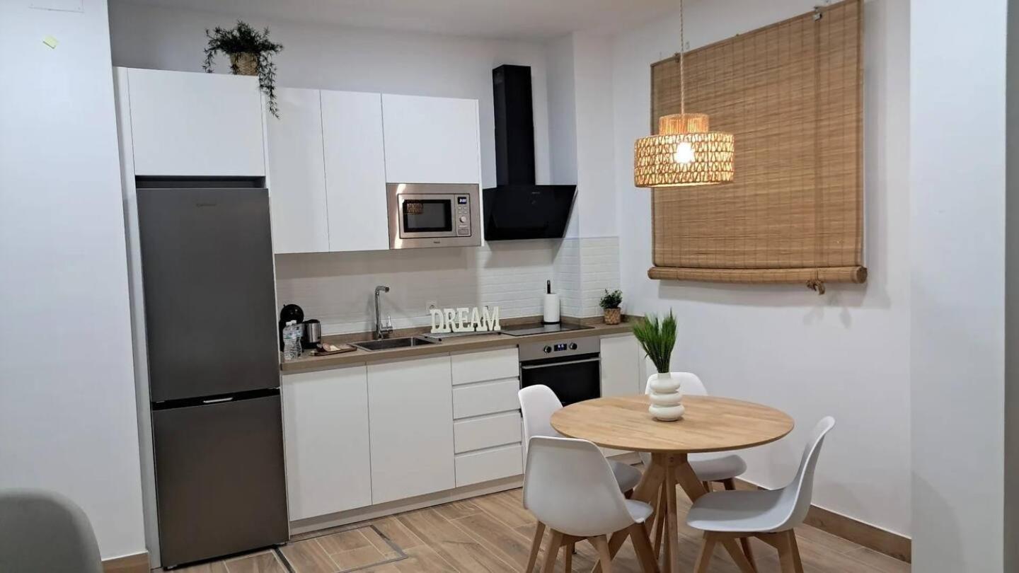 Coffee & Calm Triana Apartment Sevilla Exterior foto