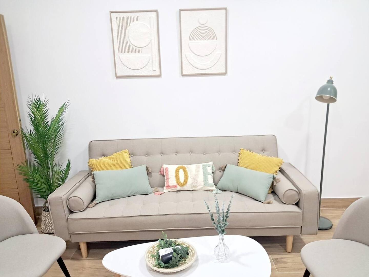 Coffee & Calm Triana Apartment Sevilla Exterior foto